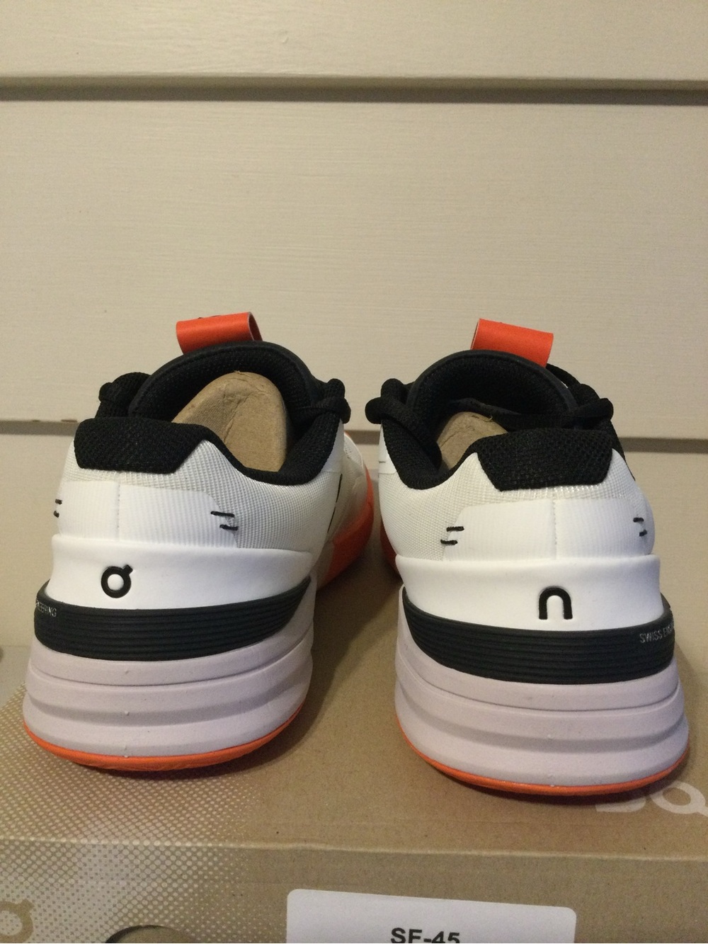 On Running Running The Roger Pro Clay women Shoes - White & Orange - Picture 7 of 8